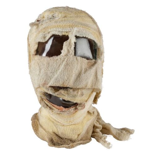 128. Darkman's (Liam Neeson) Bandage Mask ### DARKMAN (1990)