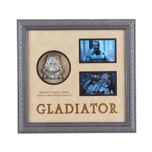 208. General Maximus Decimus Meridius' (Russell Crowe) Framed Wolf Chest Armor Emblem Prototype ### GLADIATOR (2000)