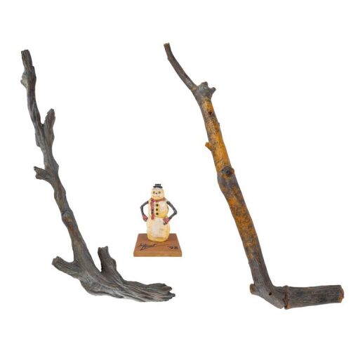 266. Jack Frost's (Michael Keaton) Snowman Arm and Hockey Stick with Maquette Crew Gift ### JACK FROST (1998)