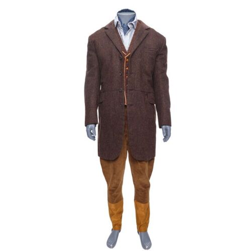 383. Roy O'Bannon's (Owen Wilson) Ensemble ### SHANGHAI KNIGHTS (2003)