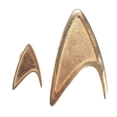 418. Pair of Gold-Color Starfleet Academy Badges ### STAR TREK (2009)