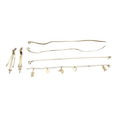 522. Thelma Dickinson's (Geena Davis) Bracelets and Earrings ### THELMA & LOUISE (1991)