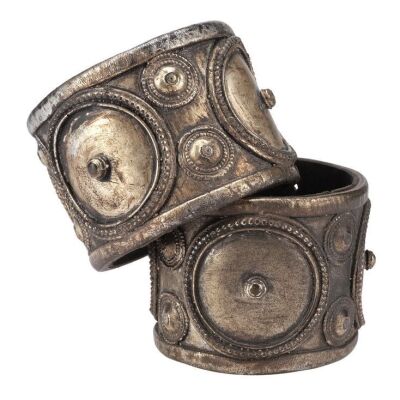 537. Pair of Trojan Soldier Armbands ### TROY (2004)