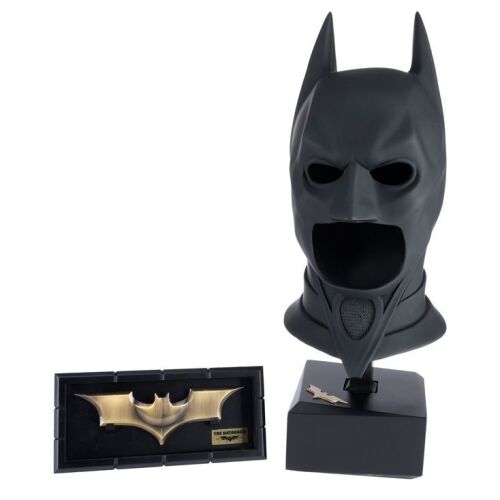 620. Batman's Cowl and Batarang Replicas ### THE DARK KNIGHT (2008)/THE DARK KNIGHT RISES (2012)