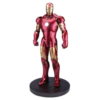655. Sideshow Collectibles Light-Up 1:2-Scale Mark III Maquette ### IRON MAN (2008)