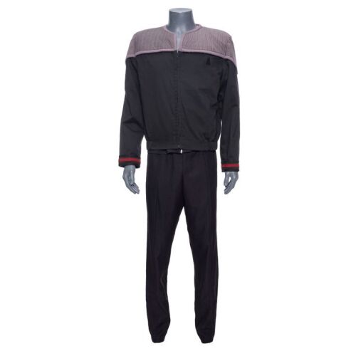 672. Starfleet Command Uniform Replica ### STAR TREK: FIRST CONTACT (1996)