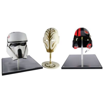 697. Poe Dameron Black Squadron Helmet Replica with a Jedi Temple Guard Mask and AT-ACT Driver Helmet Replicas ### STAR WARS: GALAXY'S EDGE