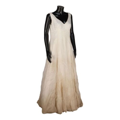 15. Donna Noble's (Catherine Tate) Distressed Wedding Dress ### DOCTOR WHO (TV SERIES, 2005-2022)