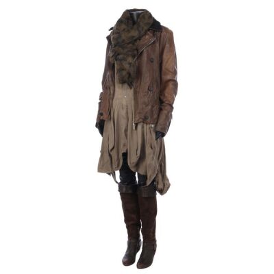 65. River Song's (Alex Kingston) 'Rain Gods' Ensemble with Amy Pond's (Karen Gillan) Boots ### DOCTOR WHO (TV SERIES, 2005-2022)