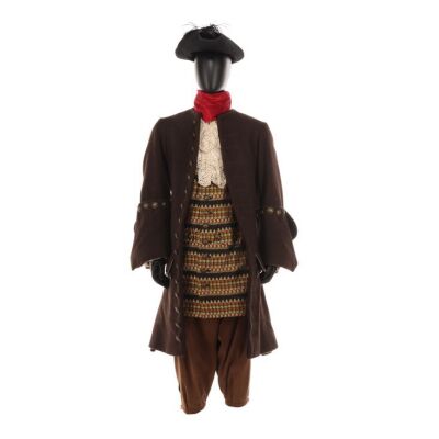 115. Lady Me's (Maisie Williams) 'The Knightmare' Ensemble ### DOCTOR WHO (TV SERIES, 2005-2022)