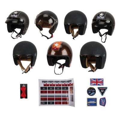 181. Thirteen Doctor (Jodie Whittaker), Graham (Bradley Walsh), Yaz (Mandip Gill), Ryan (Tosin Cole) and Double Helmets ### DOCTOR WHO (TV SERIES, 2005-2022)