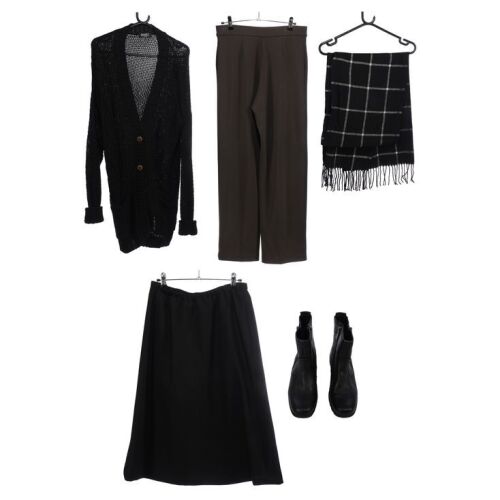 247. The Woman's (Hilary Hobson) '73 Yards' Ensemble ### DOCTOR WHO (TV SERIES, 2023-2025)