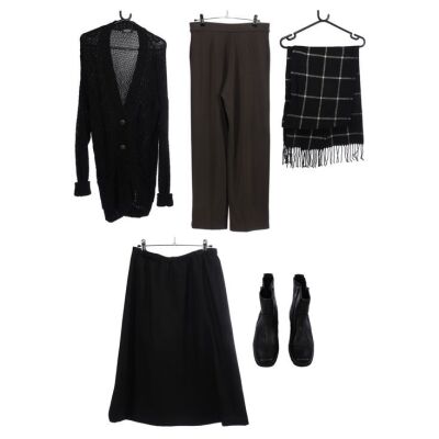 247. The Woman's (Hilary Hobson) '73 Yards' Ensemble ### DOCTOR WHO (TV SERIES, 2023-2025)