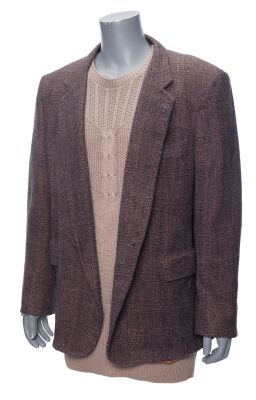 7. Gordon Craven's (Christopher Lloyd) Sweater and Coat ### THE ADDAMS FAMILY (1991)