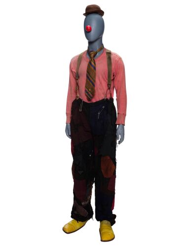 105. Helmut Doork's (Jerry Lewis) Clown Ensemble ### THE DAY THE CLOWN CRIED (1972)
