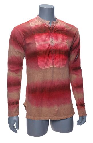 138. Amsterdam Vallon's (Leonardo DiCaprio) Shirt ### GANGS OF NEW YORK (2002)