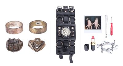 154. Mike Papac Collection: Sara "Sway" Wayland's (Angelina Jolie) Set of Accessories ### GONE IN 60 SECONDS (2000)