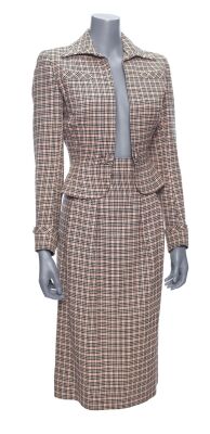 163. Veronica Lake's Photo-Matched Two-Piece Skirt Suit ### THE SAINTED SISTERS (1948)