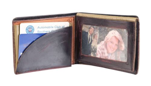 249. Mike Papac Collection: Martin Riggs' (Mel Gibson) Screen-Matched Wallet ### LETHAL WEAPON (1987)