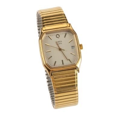 250. Mike Papac Collection: Roger Murtaugh's (Danny Glover) Timex Quartz Watch ### LETHAL WEAPON (1987)