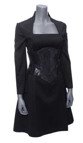 279. Trinity's (Carrie-Anne Moss) Matrix Overcoat and Corset ### THE MATRIX (1999)