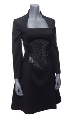 279. Trinity's (Carrie-Anne Moss) Matrix Overcoat and Corset ### THE MATRIX (1999)