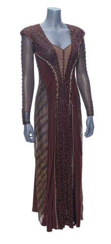 291. Anck-Su-Namun's (Patricia Velasquez) Ensemble ### THE MUMMY RETURNS (2001)