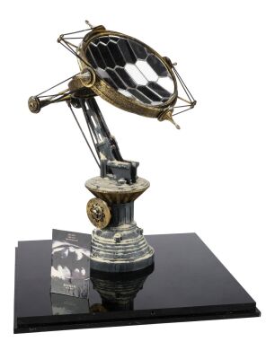 508. Wayne Manor Bat-Signal Reflector Model Miniature Crew Gift ### BATMAN RETURNS (1992)