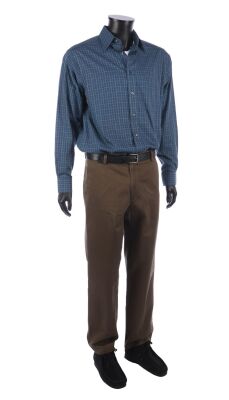 591. Walter White's (Bryan Cranston) "Box Cutter" Ensemble and Gustavo Fring's (Giancarlo Esposito) Retractable Box Cutter ### BREAKING BAD (T.V. SERIES, 2008 - 2013)