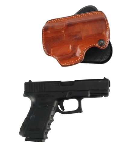 648. Mike Papac Collection: Detective Thomas Craven's (Mel Gibson) Stunt Glock 19 Semiautomatic Pistol and Holster ### EDGE OF DARKNESS (2010)