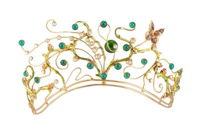 656. Giselle's (Amy Adams) Production-Made Crown ### ENCHANTED (2007)