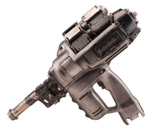 664. Light-Up Functional Nail Gun with Two Nail Bolts ### EVENT HORIZON (1997)