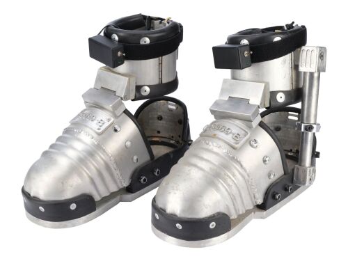 681. Castor Troy's (Nicolas Cage) Magnetic Erewhon Prisoner Boots ### FACE/OFF (1997)