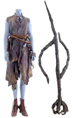 768. Mud Witch's Ensemble, Wand, and Broomstick ### HANSEL & GRETEL: WITCH HUNTERS (2013)