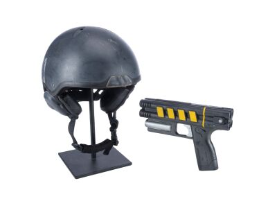 932. Screen-Matched #41 Department of Mutant Corrections Helmet with Pistol ### DEADPOOL 2 (2018)