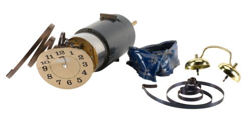 935. Planet Hollywood Collection: The Mask's (Jim Carrey) Distressed SFX Alarm Clock with Screen-Matched Clock Face ### THE MASK (1994)