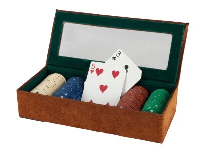 985. Oz Cobb's (Colin Farrell) Poker Set ### THE PENGUIN (T.V. SERIES, 2024)