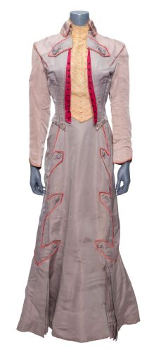 996. Julie Holden's (Andrea King) Walking Dress Ensemble ### THE BEAST WITH FIVE FINGERS (1946)