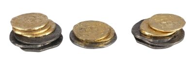 1028. Eight Gold Coins and Eight Silver Coins ### PIRATES OF THE CARIBBEAN: THE CURSE OF THE BLACK PEARL (2003)