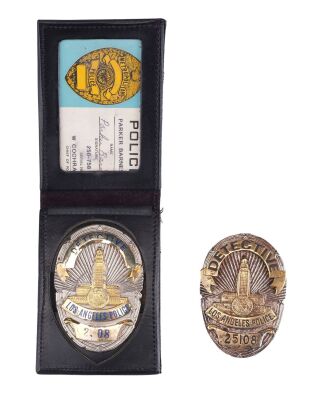 1304. Lt. Parker Barnes' (Denzel Washington) Badge, ID Card, and Wallet ### VIRTUOSITY (1995)