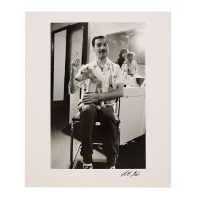 358. The Peter Hince Collection: Silver Gelatin Freddie Mercury Holding Freddie the Dog Print, 1986 ### QUEEN