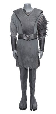 Lot #51: Klingon Youth Costume Components ### STAR TREK: DISCOVERY (TV SERIES, 2017-2024)