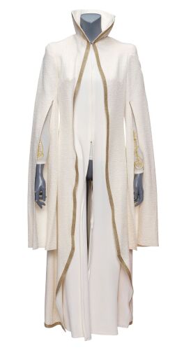 Lot #77: Vulcan Student Robes ### STAR TREK: DISCOVERY (TV SERIES, 2017-2024)