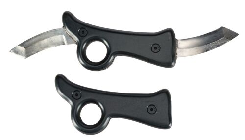 Lot #80: Rubber Double-bladed Karambit Knife with additional Knife Handle ### STAR TREK: DISCOVERY (TV SERIES, 2017-2024)