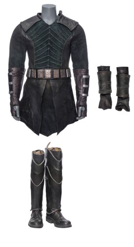 Lot #104: Qo'noS Klingon Gray Costume ### STAR TREK: DISCOVERY (TV SERIES, 2017-2024)