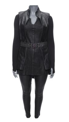 Lot #108: Sylvia Tilly's (Mary Wiseman) Orion Outpost outfit ### STAR TREK: DISCOVERY (TV SERIES, 2017-2024)