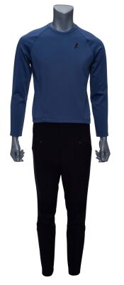 Lot #133: Men's Starfleet Science Uniform with Lightweight Blue Tunic ### STAR TREK: SHORT TREKS (2018)