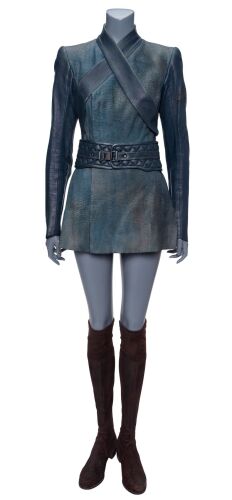 Lot #149: Michael Burnham's (Sonequa Martin-Green) Distressed Talos IV Costume ### STAR TREK: DISCOVERY (TV SERIES, 2017-2024)