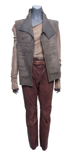 Lot #176: Michael Burnham's (Sonequa Martin-Green) Sanctuary Four Costume ### STAR TREK: DISCOVERY (TV SERIES, 2017-2024)
