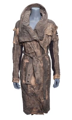 Lot #178: Michael Burnham's (Sonequa Martin-Green) Goo Jacket ### STAR TREK: DISCOVERY (TV SERIES, 2017-2024)